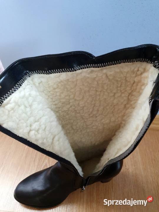 Kozaki skórzane ocieplane kożuszek 41 małopolskie sprzedam