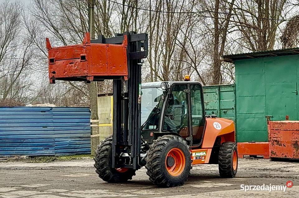 Wynajem wózka widłowego 12 ton z osprzętem UDT Elbląg