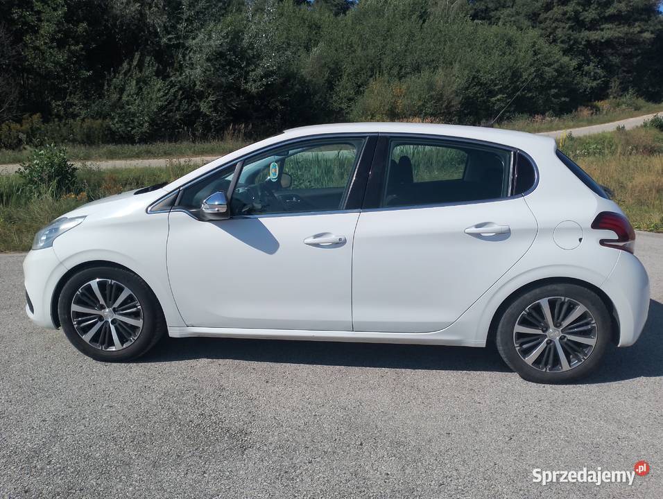 Peugeot 208 benzyna gaz2017 podkarpackie Straszęcin sprzedam