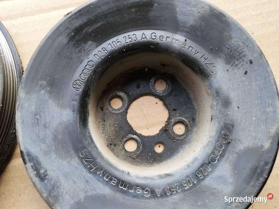AUDI 80B3 KOŁO PASOWE WAŁU 18 B 028105253 Kamień-Kolonia