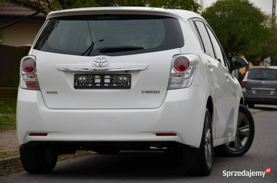 Toyota Verso Opłacona 18i 147 Serwis Bixenon łopatki zmiany biegów Kutno