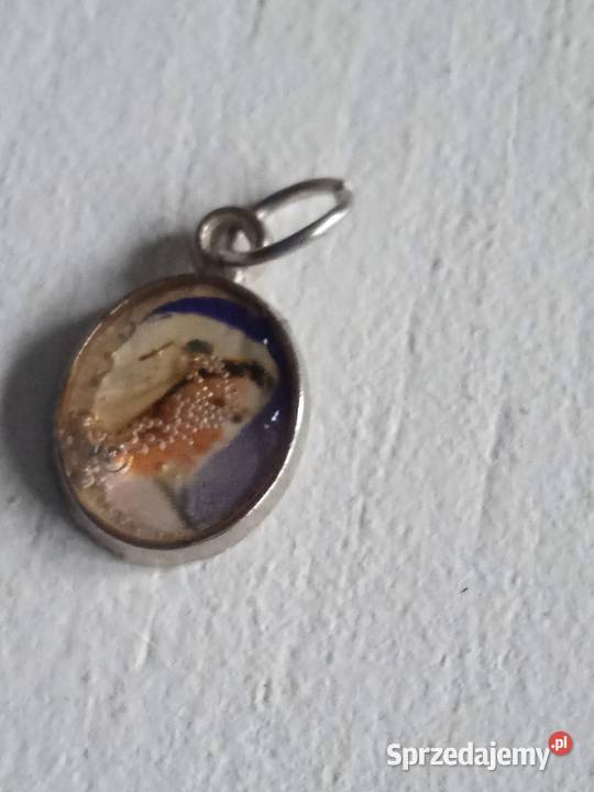 MALEŃKIE MINIATURY MEDALIKI RELIGIJNE DZIECKA Piła