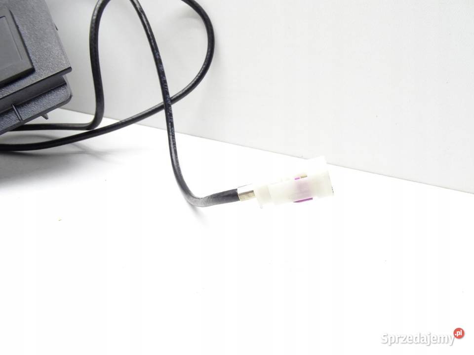 GNIAZDO WEJŚCIE USB MERCEDES W246 BKLASA