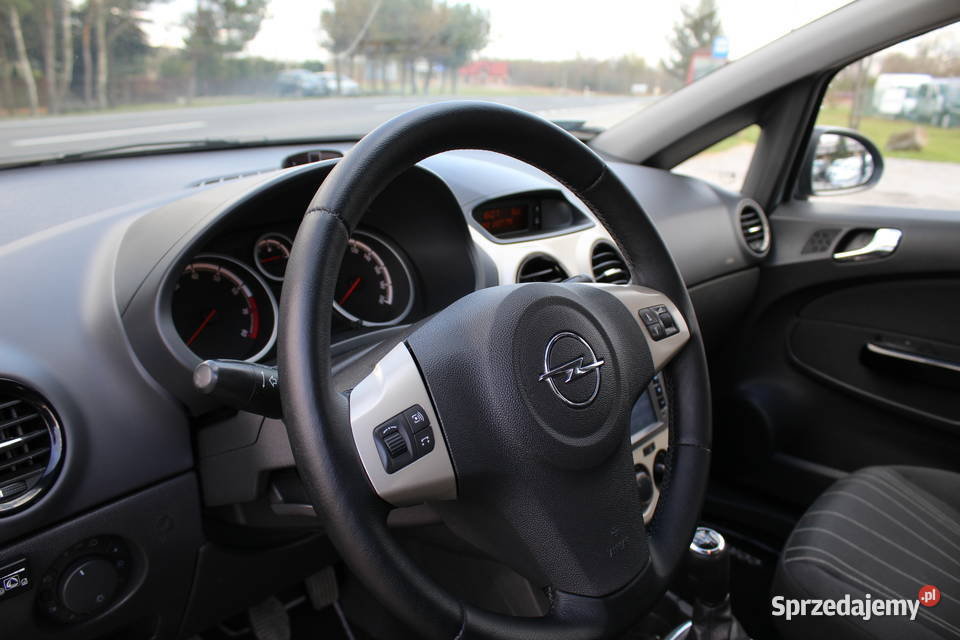 Opel Corsa 12 16V LPG Kamera Cofania Navi Grzane
