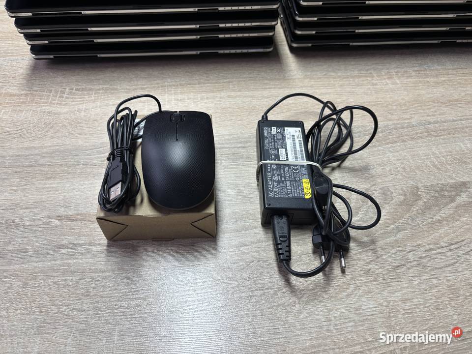 WYPRZEDAŻ Dotykowy laptop Fujitsu S936 i56300 Rzeszów sprzedam