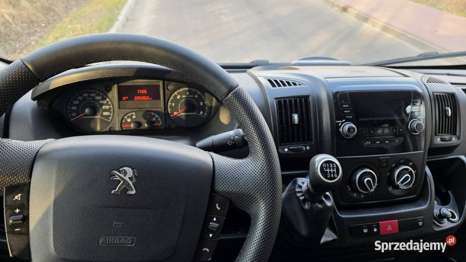 Peugeot Boxer 7 9 osobowydokabrygadówkafotele manualna