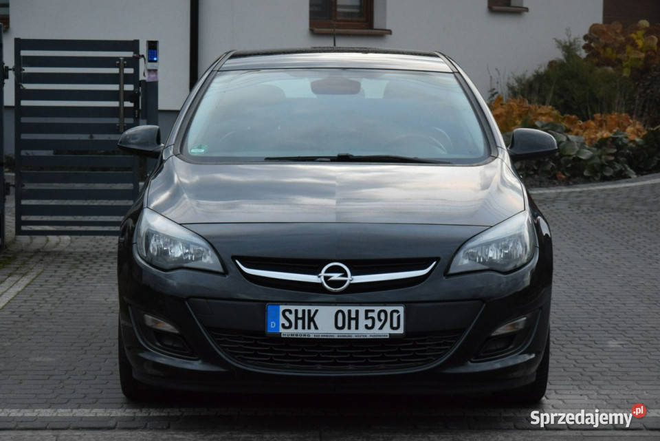 Opel Astra 14B 2014R 134 Navi Sprowadzony Majdan Sieniawski
