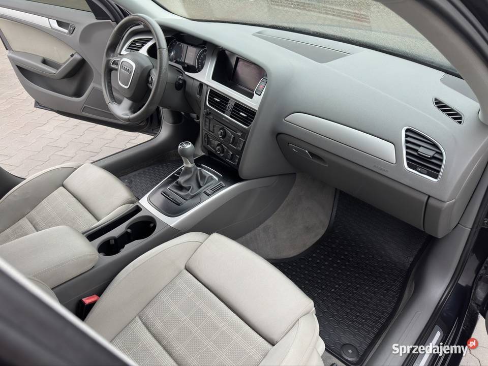 Audi A4 B8 20TFSI super stan xenon i led Brzezinki