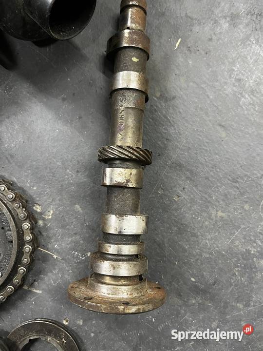 Fiat 126p maluch cylindry tłoki wały wałki sprzedam