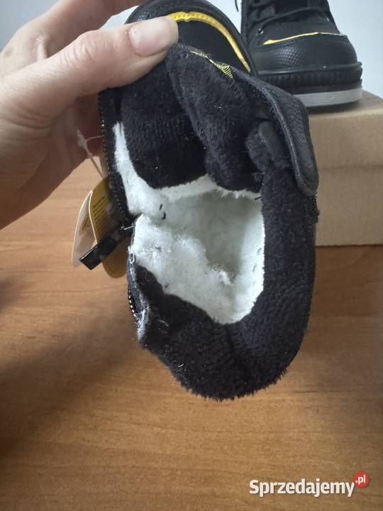 Buty ocieplane chłopca Grzybno