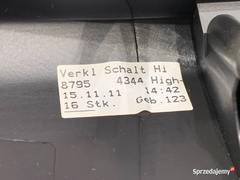 UCHWYT NA NAPOJE MINI COUNTRYMAN R60 1016