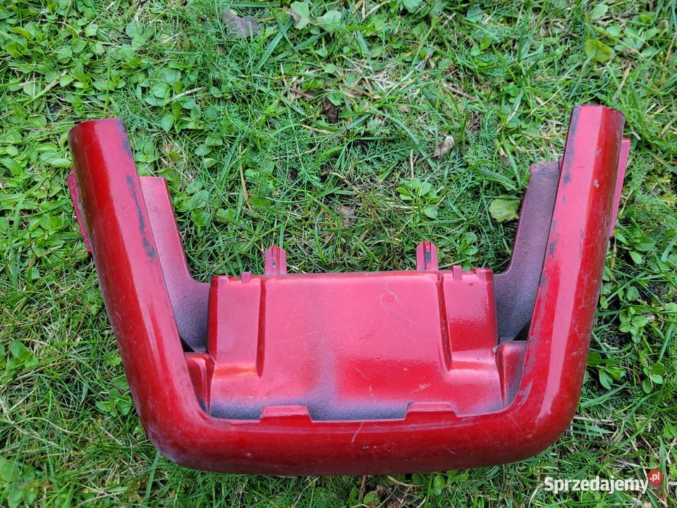 PIAGGIO FREE tyl zadupek oslona lampy Plastiki Piła