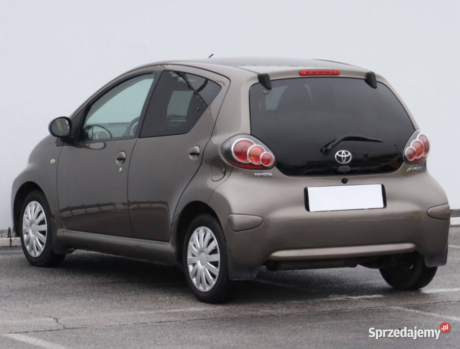 Toyota Aygo 10 VVTi manualna Lublin