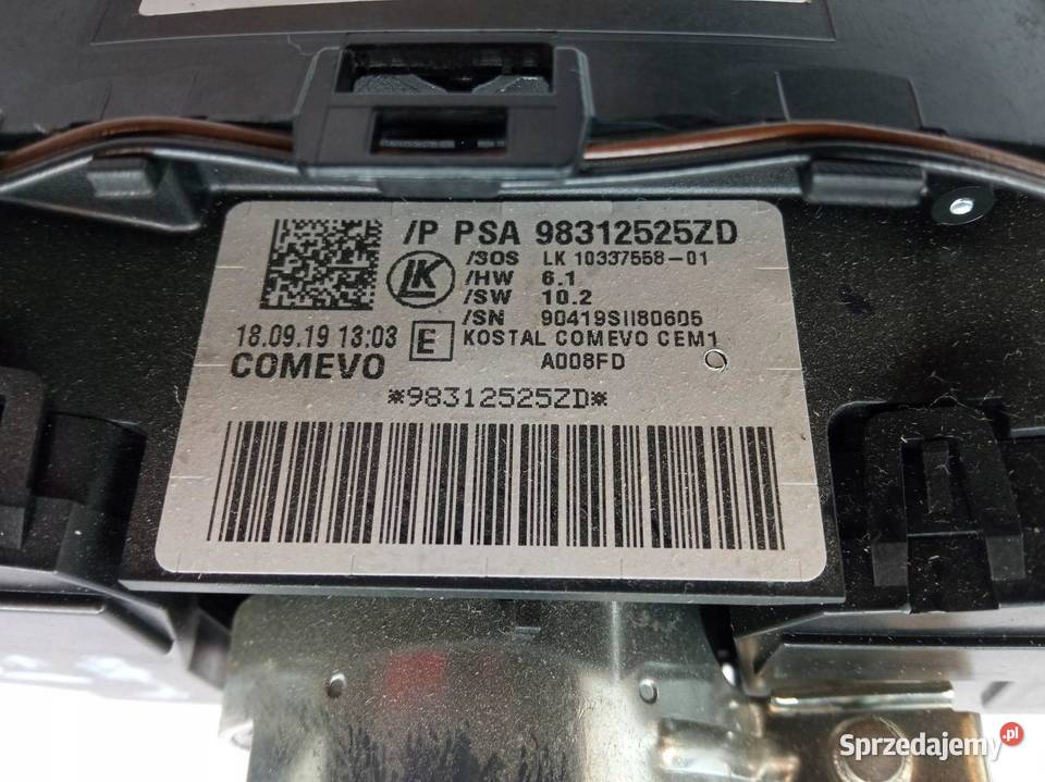 PRZEŁĄCZNIK ZESPOLONY 98312525ZD 98312525ZD Rok produkcji 2019 Panele sterowania, przełączniki