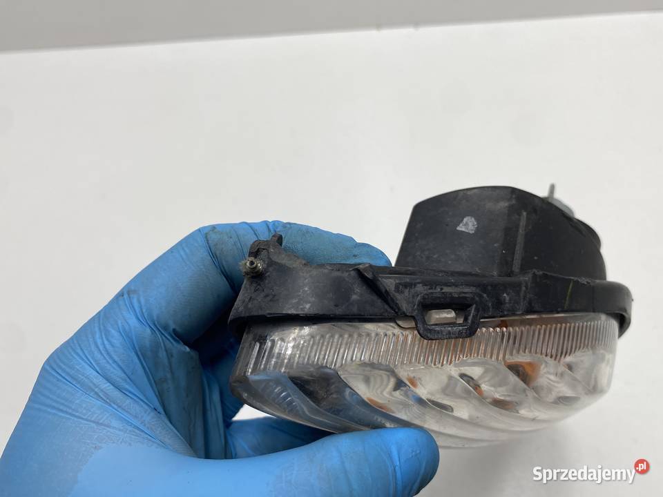 SUZUKI SIXTEEN UX125 KIERUNKOWSKAZ PRAWY PRZÓD Kierunkowskazy Siedlce