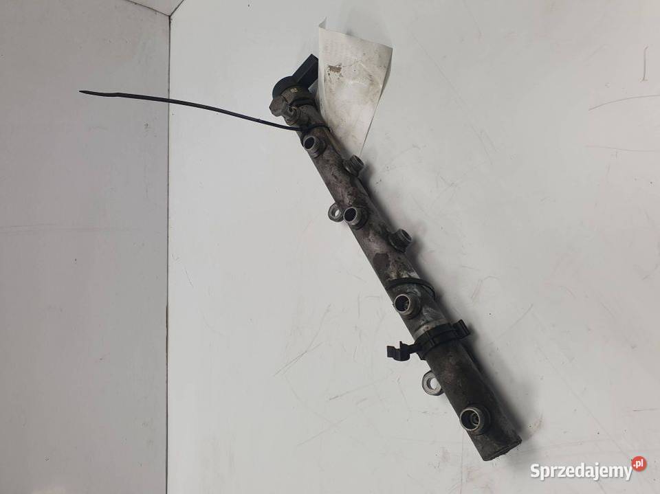 LISTWA WTRYSKOWA AUDI A8 D3 II LIFT 057130090L osobowe Części samochodowe Lipno