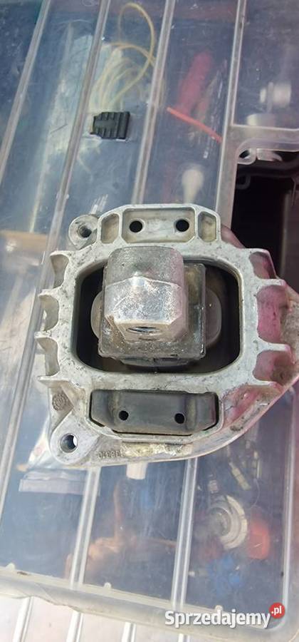 Poduszka silnika BMW 2211677738201 prawa Mosty sprzedam