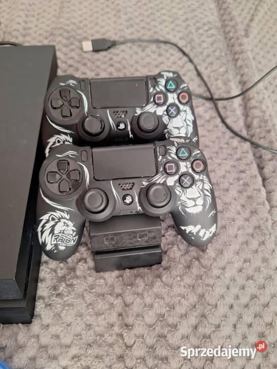 Konsola 4 Jędrzejów sprzedam