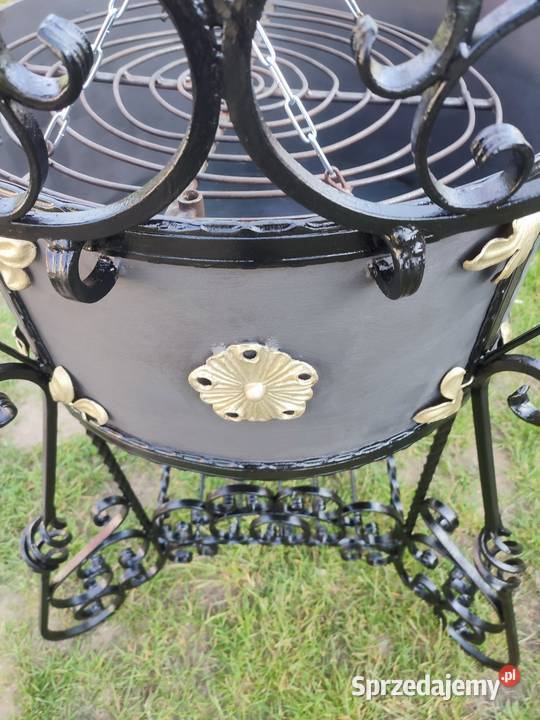 Duży kuty grill ogrodowy Dulcza Wielka