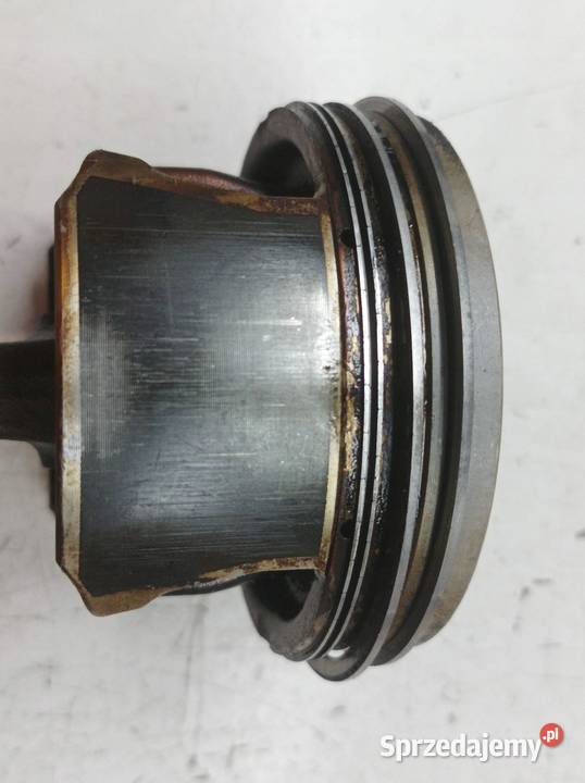 TŁOK KORBOWÓD 77L51 16 THP VTI Peugeot 5008 I