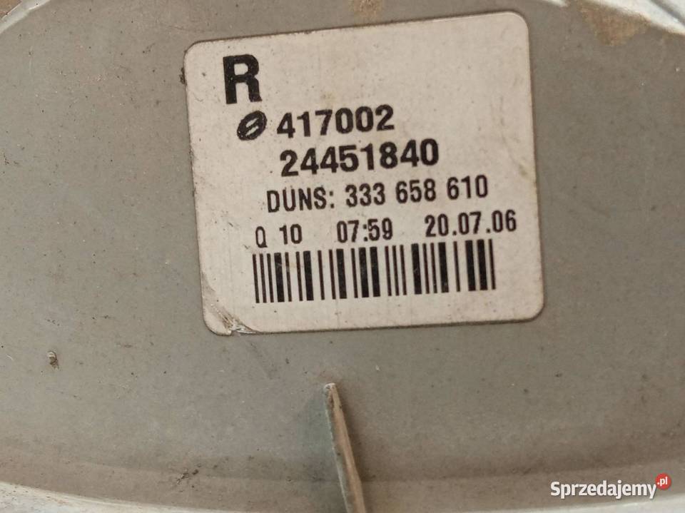 LAMPA TYŁ PRAWA KOMBI 24451840 Opel Astra III