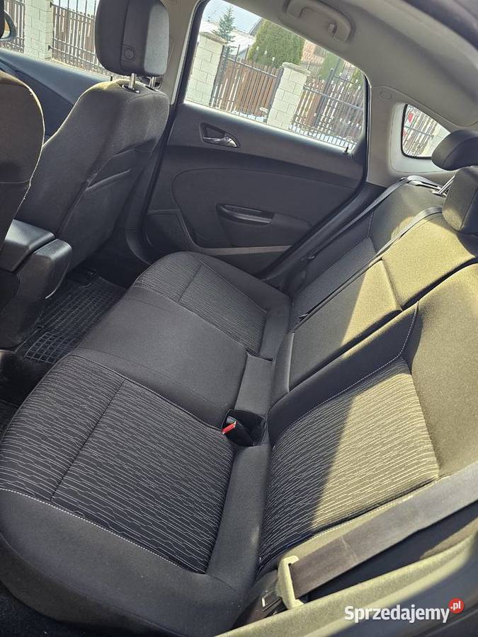 Sprzedam Opel Astra Sedan2016 r 76 000 16 115 małopolskie