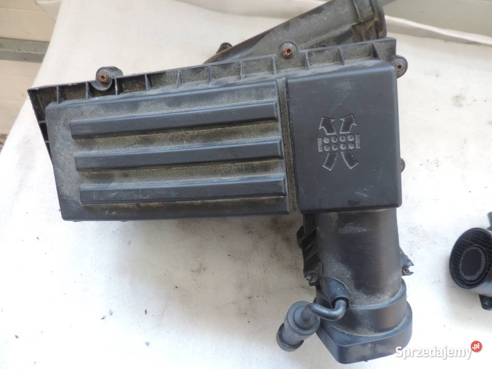Obudowa Filtra Powietrza VW PASSAT B6 20 TDI