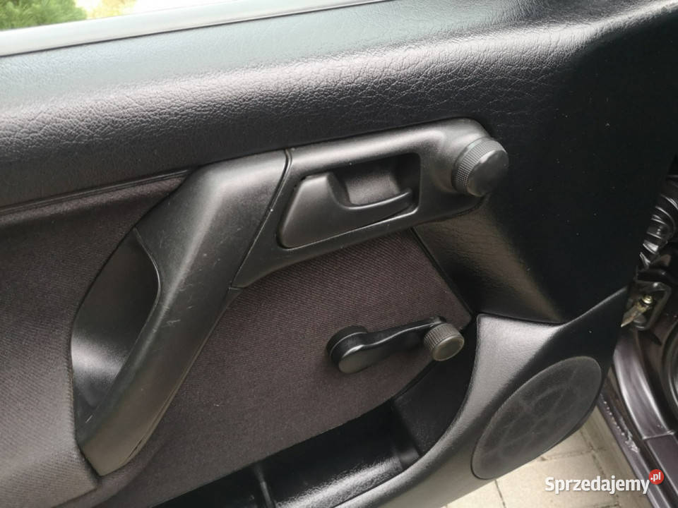 Volkswagen Golf 18 Wtrysk 90 wer GT Wspomaganie Strzegom