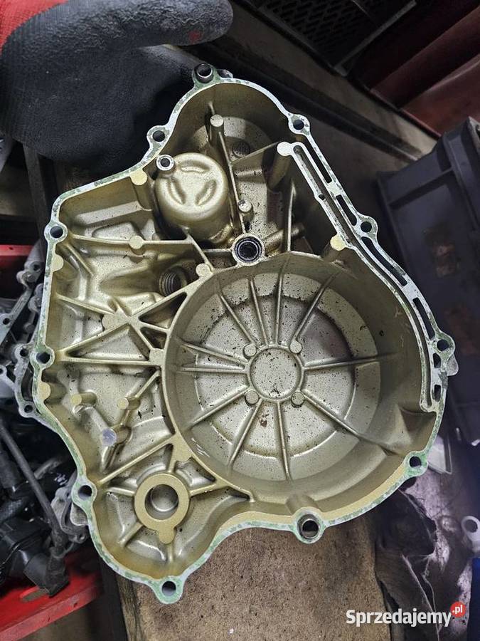 Yamaha YZF 125 pokrywa kapa dekiel sprzęgła dolnośląskie Jelenia Góra