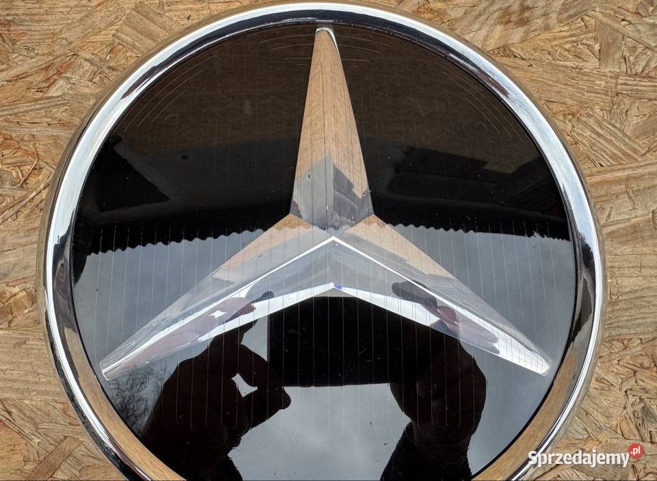 Znaczek Logo emblemat grilla atrapy Mercedesbenz