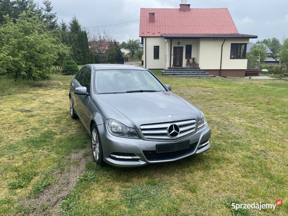 Mercedes W204 Lift C180 zadbany niski przebieg nieuszkodzony Huta Komorowska
