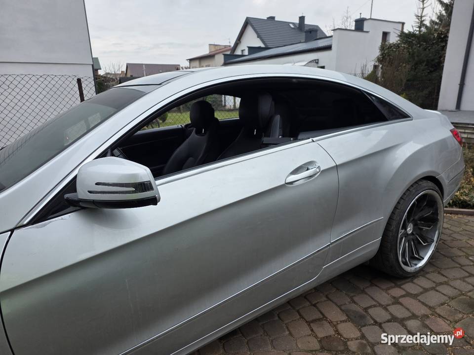 Mercedes E coupe E350 światła do jazdy dziennej mazowieckie Radom