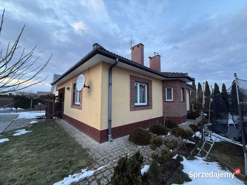 dom z osobnym garażem i ogrodem w Skopaniu Sprzedaż