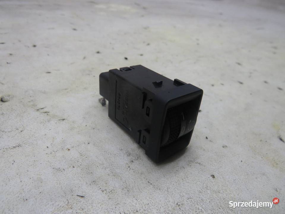 PRZEŁĄCZNIK REGULACJI ŚWIATEŁ XTRAIL III T32 16 sprzedam