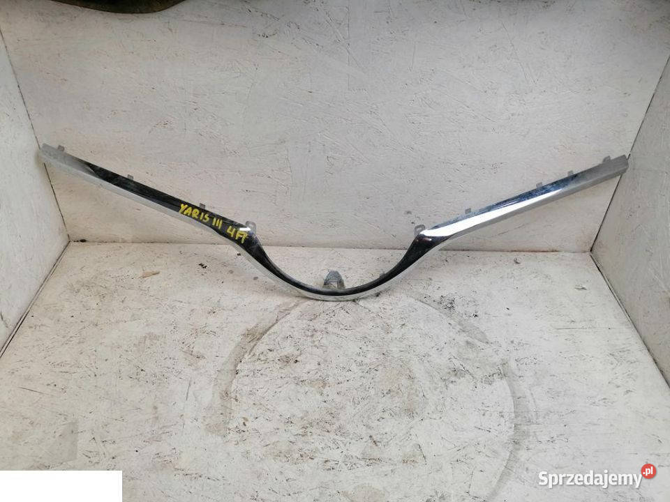 Toyota Yaris III LISTWA ATRAPY CHROM 531210D250 Kozubszczyzna