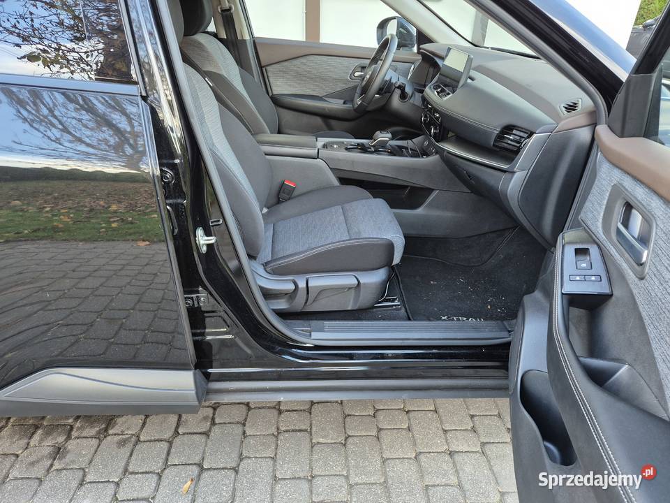 Nissan Xtrail uszkodzony X-Trail Zduńska Wola