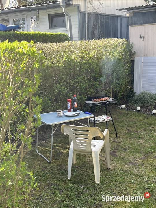 Sprzedam domek letniskowy z prywatnym zejściem drewno Domy