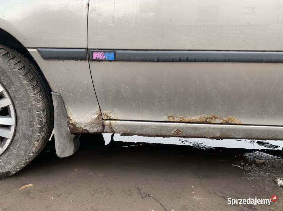 Opel Astra F 1996 r 16 benzyna Na chodzie Hak centralny zamek