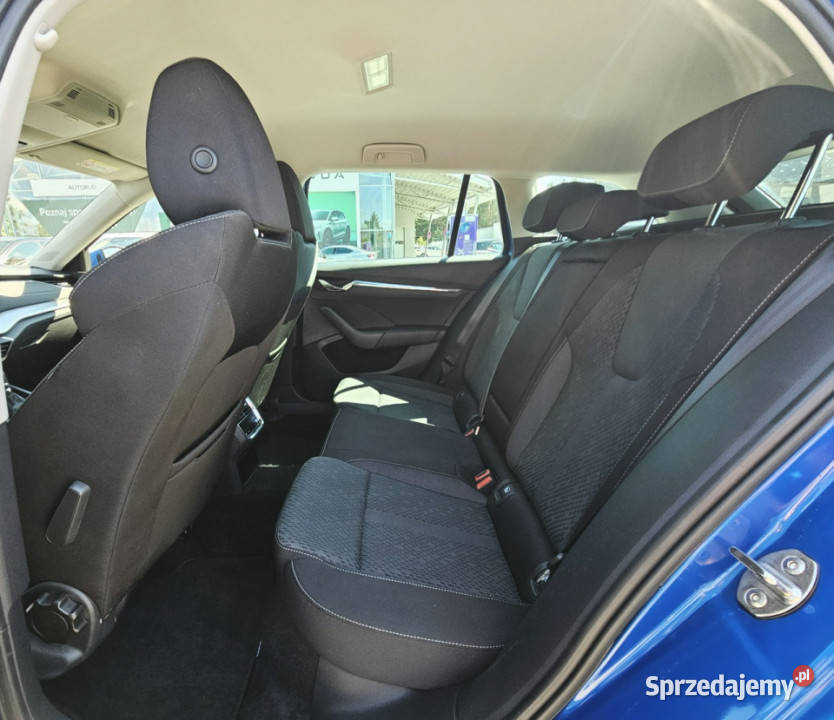 koda Octavia 15TSI 150 Style 2023 1WŁ SalonPL światła LED sprzedam