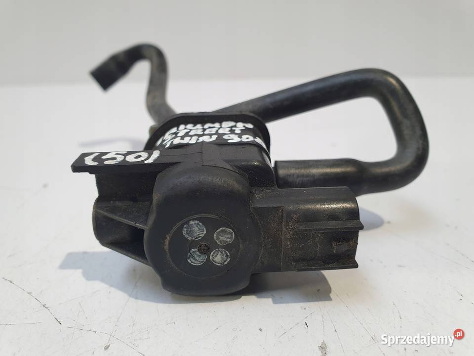 ZAWÓR PODCIŚNIENIA Triumph Street Twin 900 18 Chełm