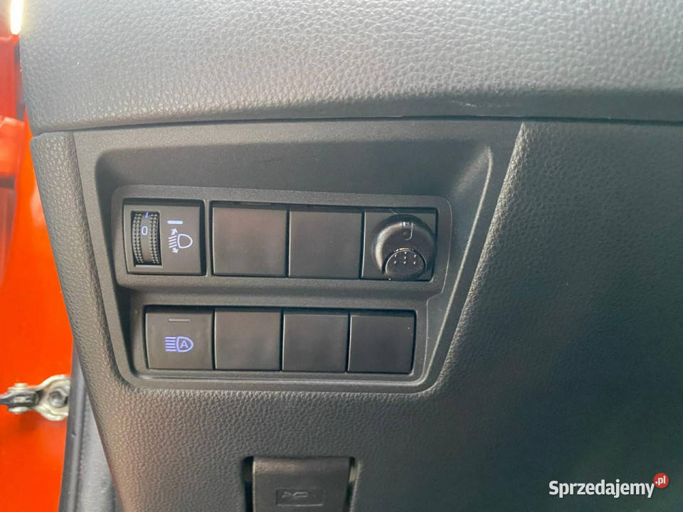 Toyota Yaris NOWY MODEL led podgrz fot GAZ 125KM Żory sprzedam