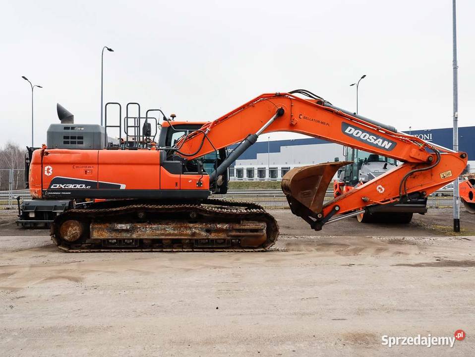 DOOSAN DX300LC5 koparka na gąsienicy stalowej