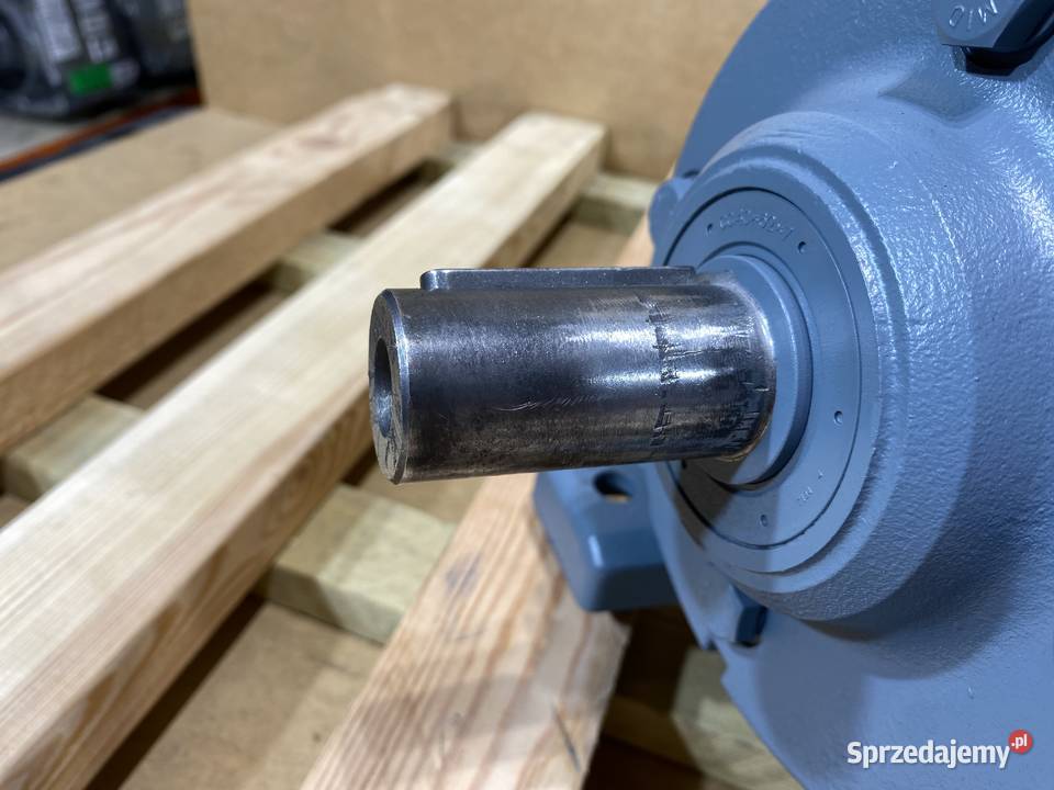 motoreduktor przekładnia 11kW 55obr 3fazowy SEW sprzedam
