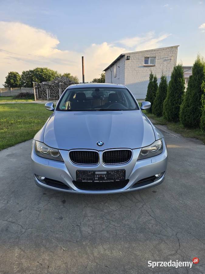 BMW 318 I 146 super stan orginał aluminiowe felgi Pięczkowo