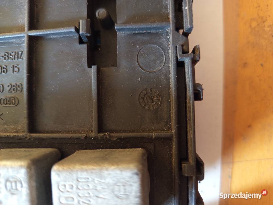 Skrzynka bezpiecznikówmoduł Atego