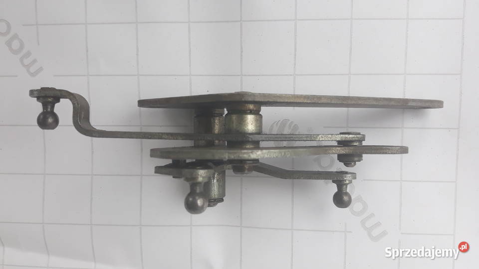 Mercedes W109 V8 Mechanizm poddania gazu Bukownica