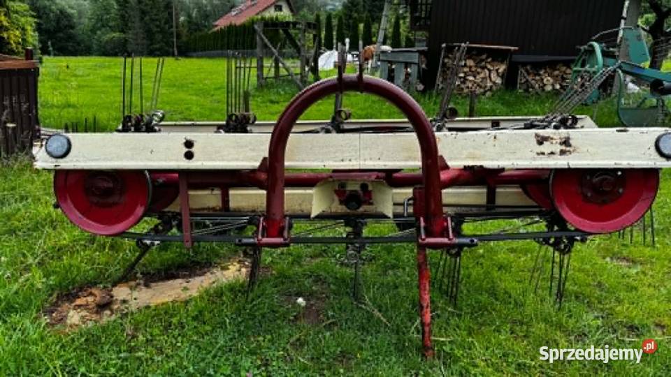Przetrząsaczo zgrabiarka TypZ222 producent AKPIL Zamieście