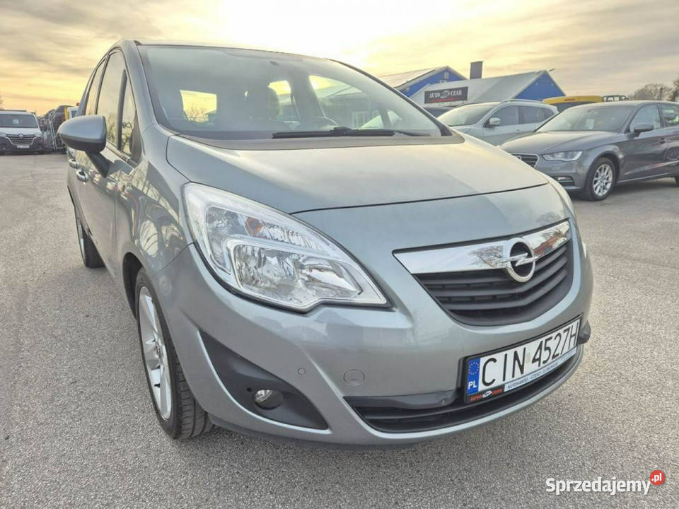Opel Meriva 14 16v 100 Serwisie II 2010 nieuszkodzony Gniewkowo