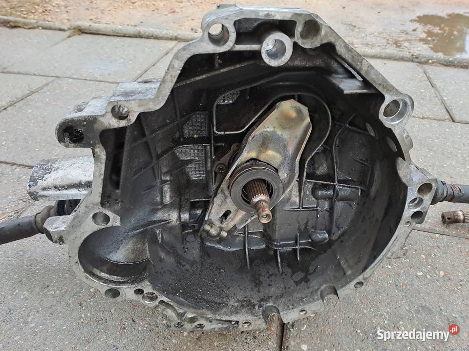 Audi A4 B6 18 Turbo skrzynia biegów kod FPS Rok produkcji 2004 Jastrzębie-Zdrój