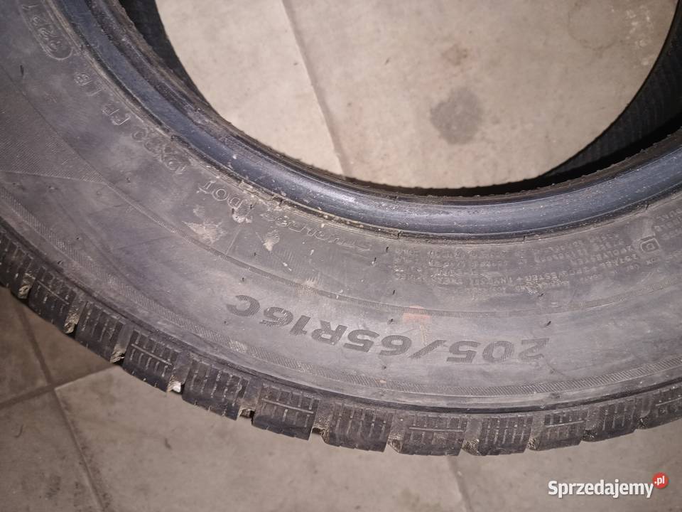 Opony 20565 R 16C Biskupów sprzedam